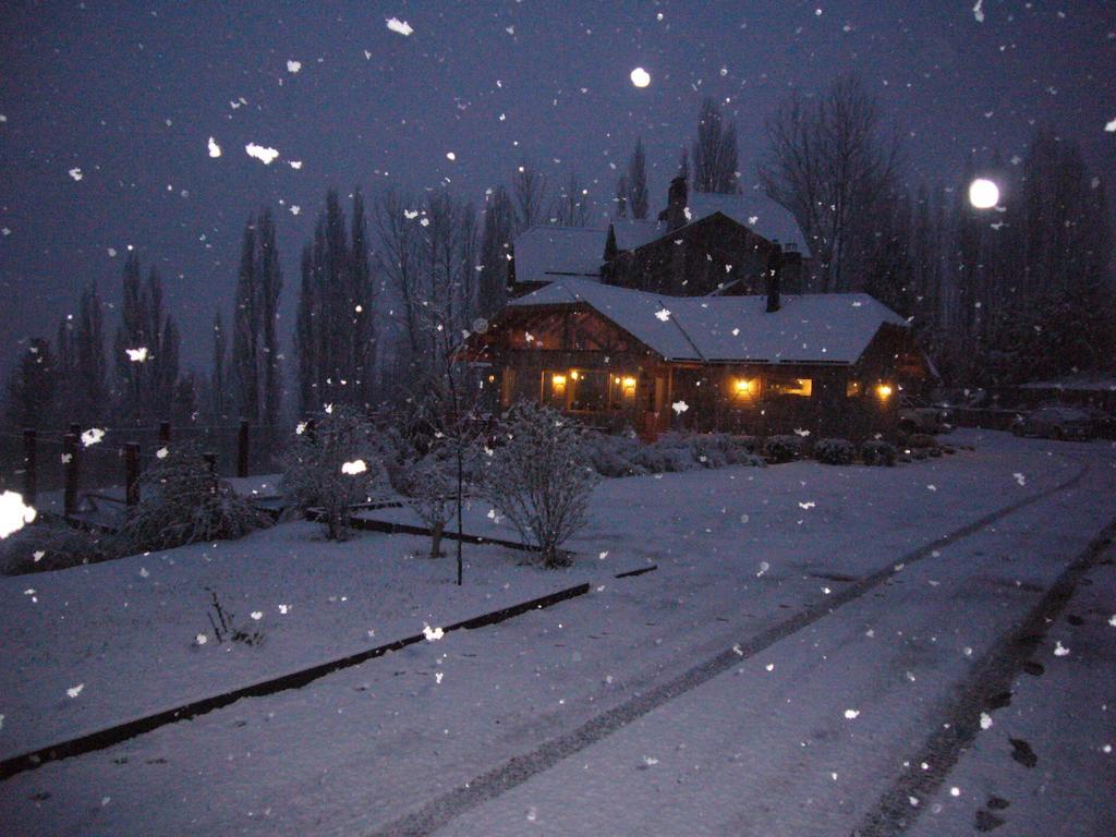 Casona Del Alto Hotel San Martin de los Andes Exterior photo