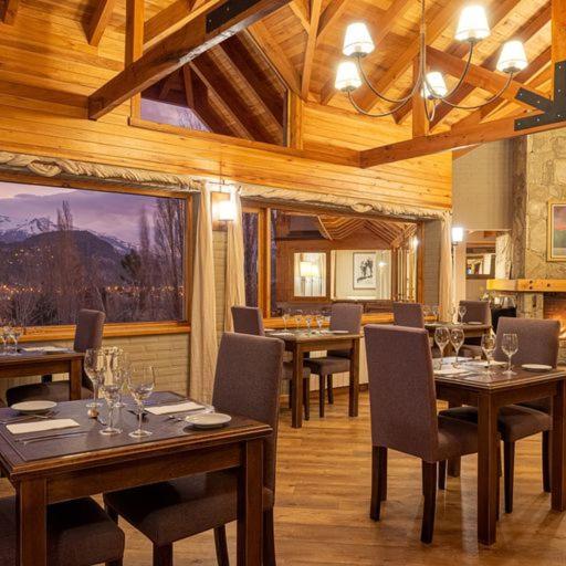 Casona Del Alto Hotel San Martin de los Andes Exterior photo