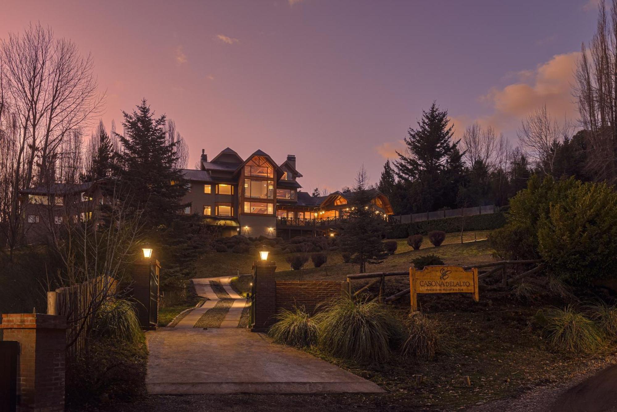 Casona Del Alto Hotel San Martin de los Andes Exterior photo