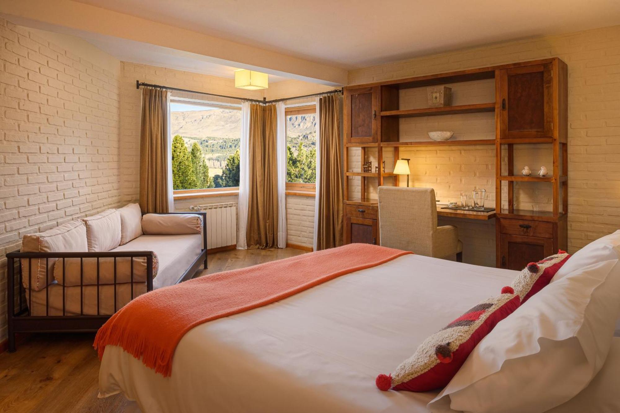 Casona Del Alto Hotel San Martin de los Andes Exterior photo