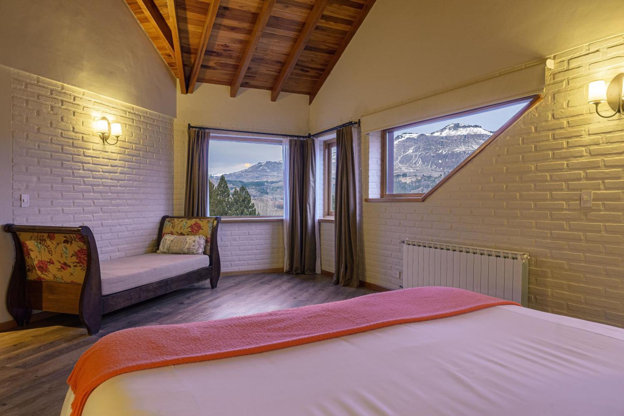 Casona Del Alto Hotel San Martin de los Andes Exterior photo
