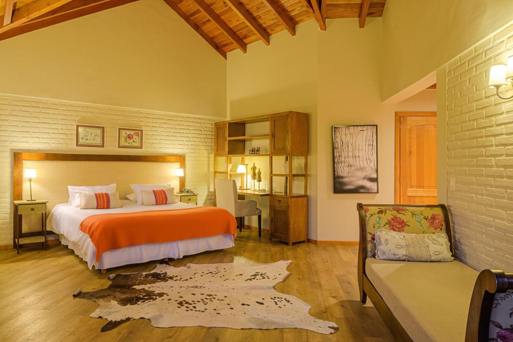 Casona Del Alto Hotel San Martin de los Andes Exterior photo